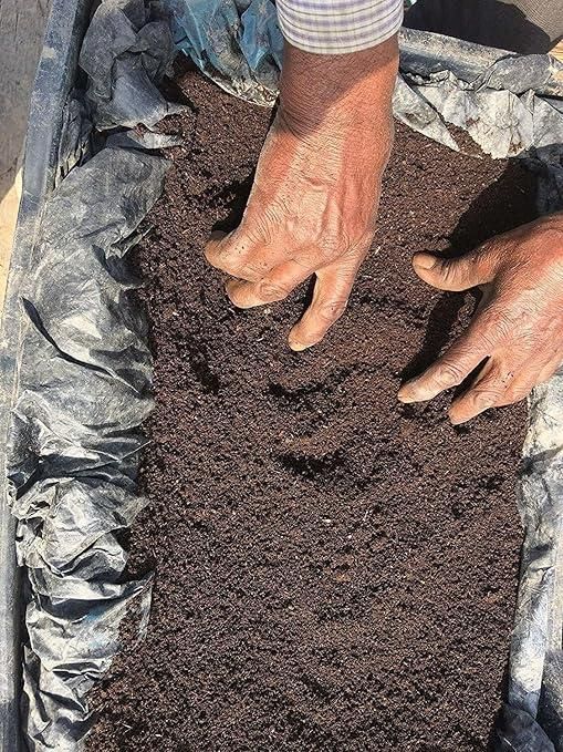 Organic Vermicompost 500gm ( 100 % Original)